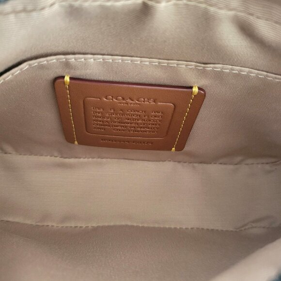 Coach CR179 Jayden Crossbody Pebbled Leather Bag Pistachio - Picture 7 of 7